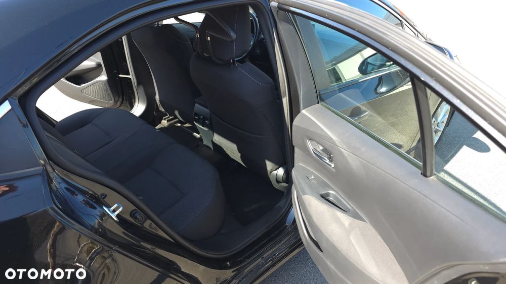 Toyota Corolla 1.5 Active - 9