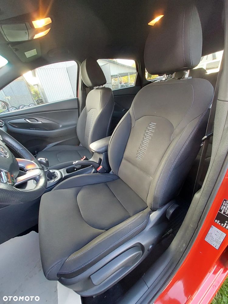 Hyundai i30 1.4 T-GDI Passion Plus - 28