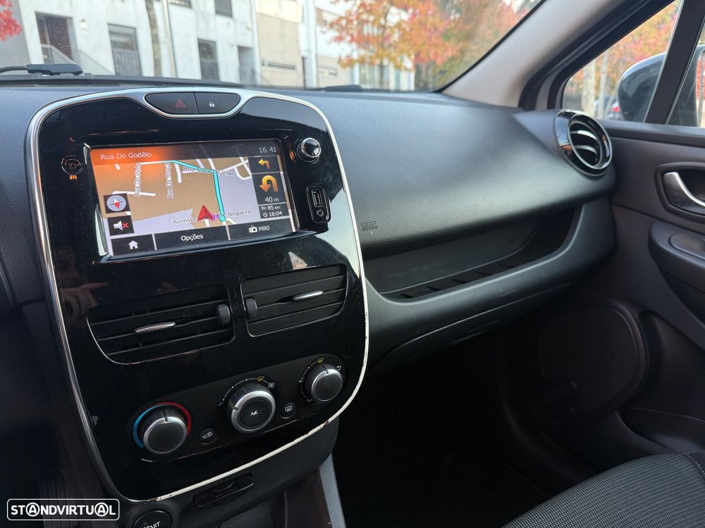 Renault Clio 1.5 dCi Confort - 6