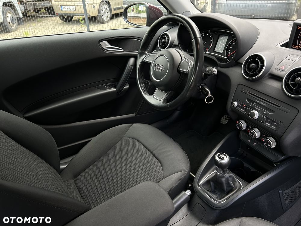 Audi A1 3-drzwiowe 1.2 TFSI Attraction - 16