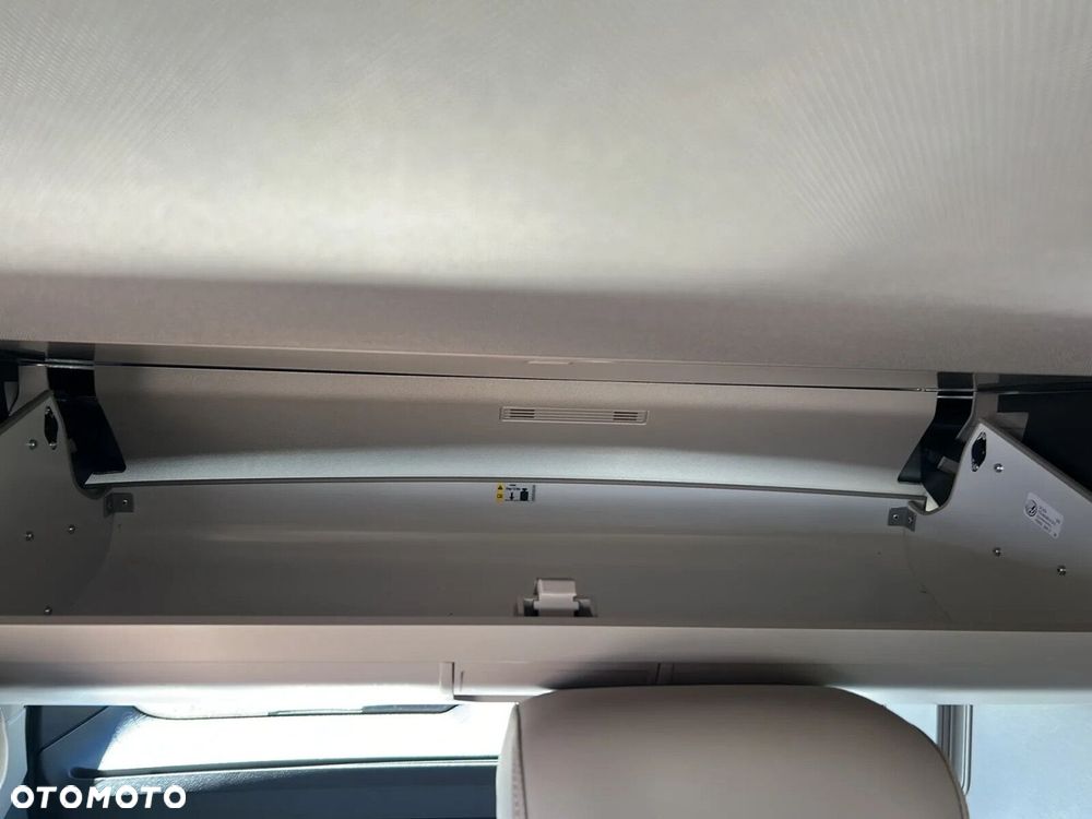 Volkswagen California - 36