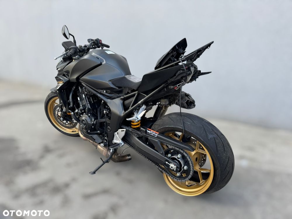 Honda CB - 4