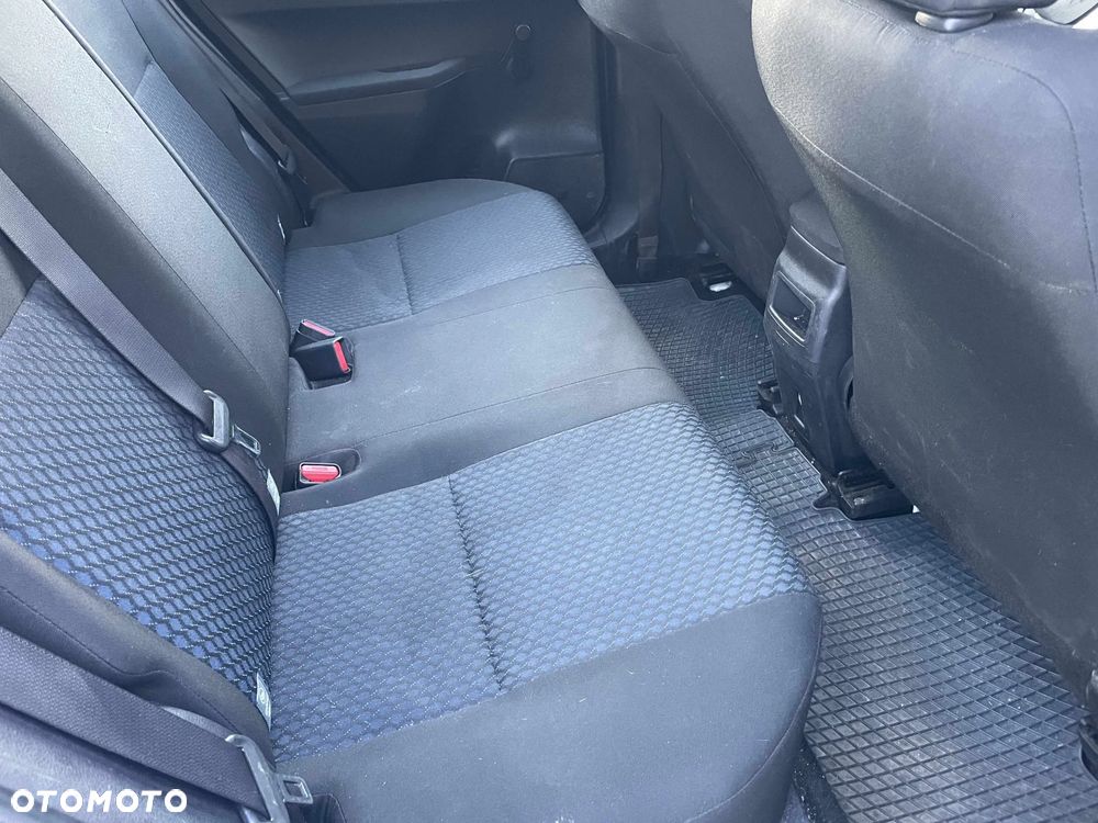 Toyota Auris 1.33 VVT-i Active - 6