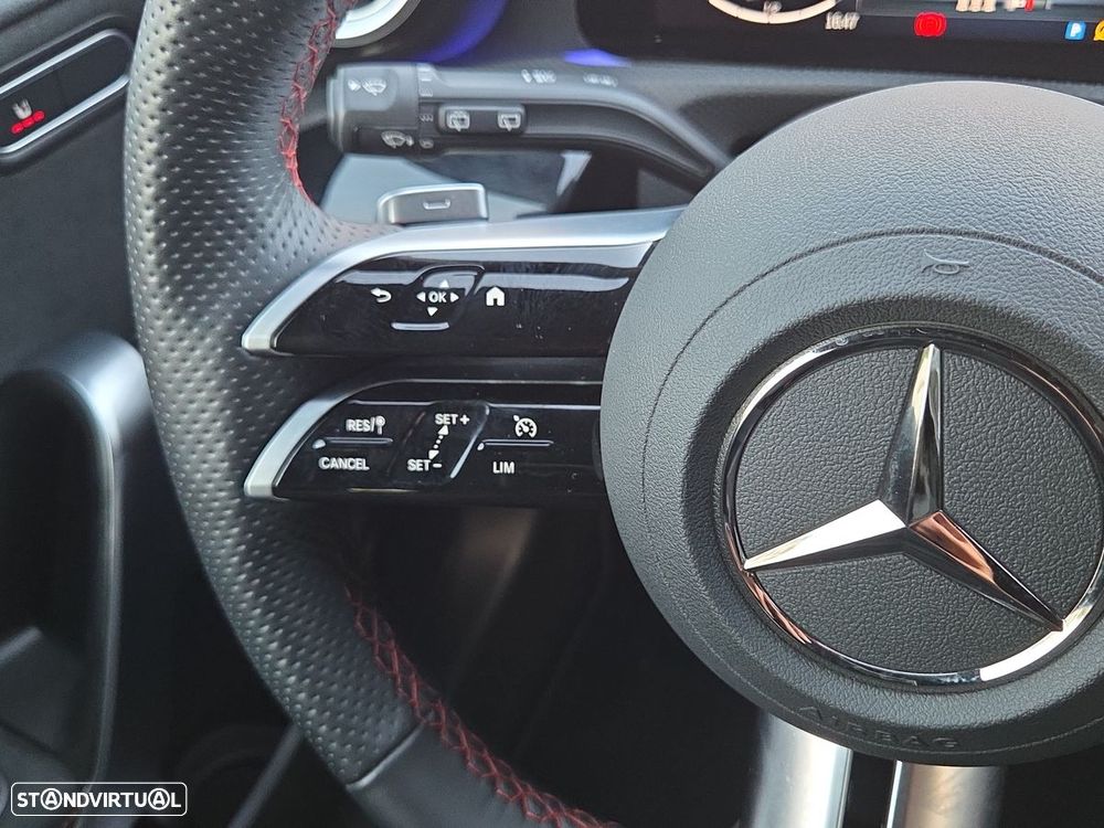 Mercedes-Benz A 180 d 8G-DCT AMG Line - 17