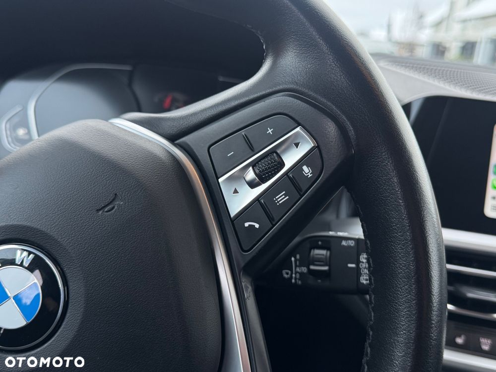 BMW Seria 3 320d Advantage - 32