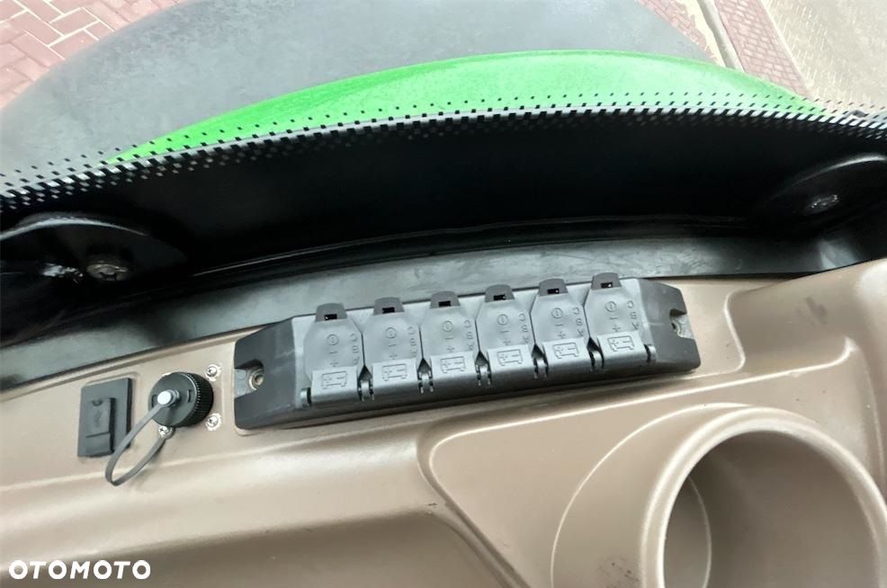 John Deere 6130R , ROK 2017 , pneumatyczny fotel kierowcy - 6