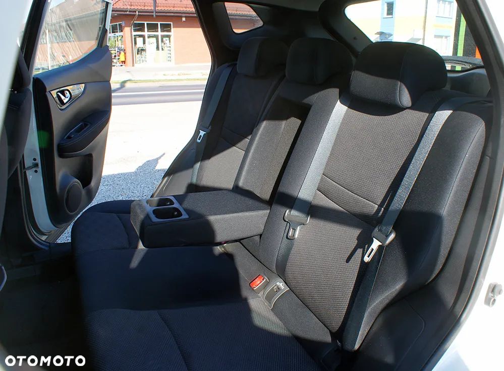 Nissan Qashqai - 16