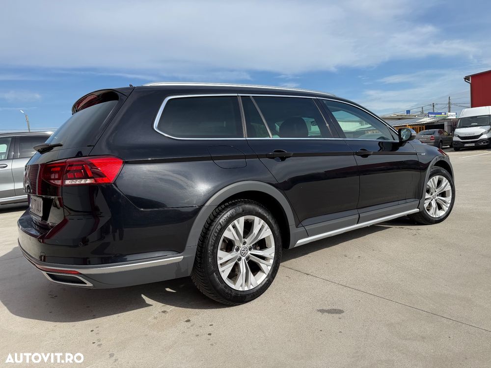 Volkswagen Passat Alltrack 2.0 TDI DSG 4Motion - 8