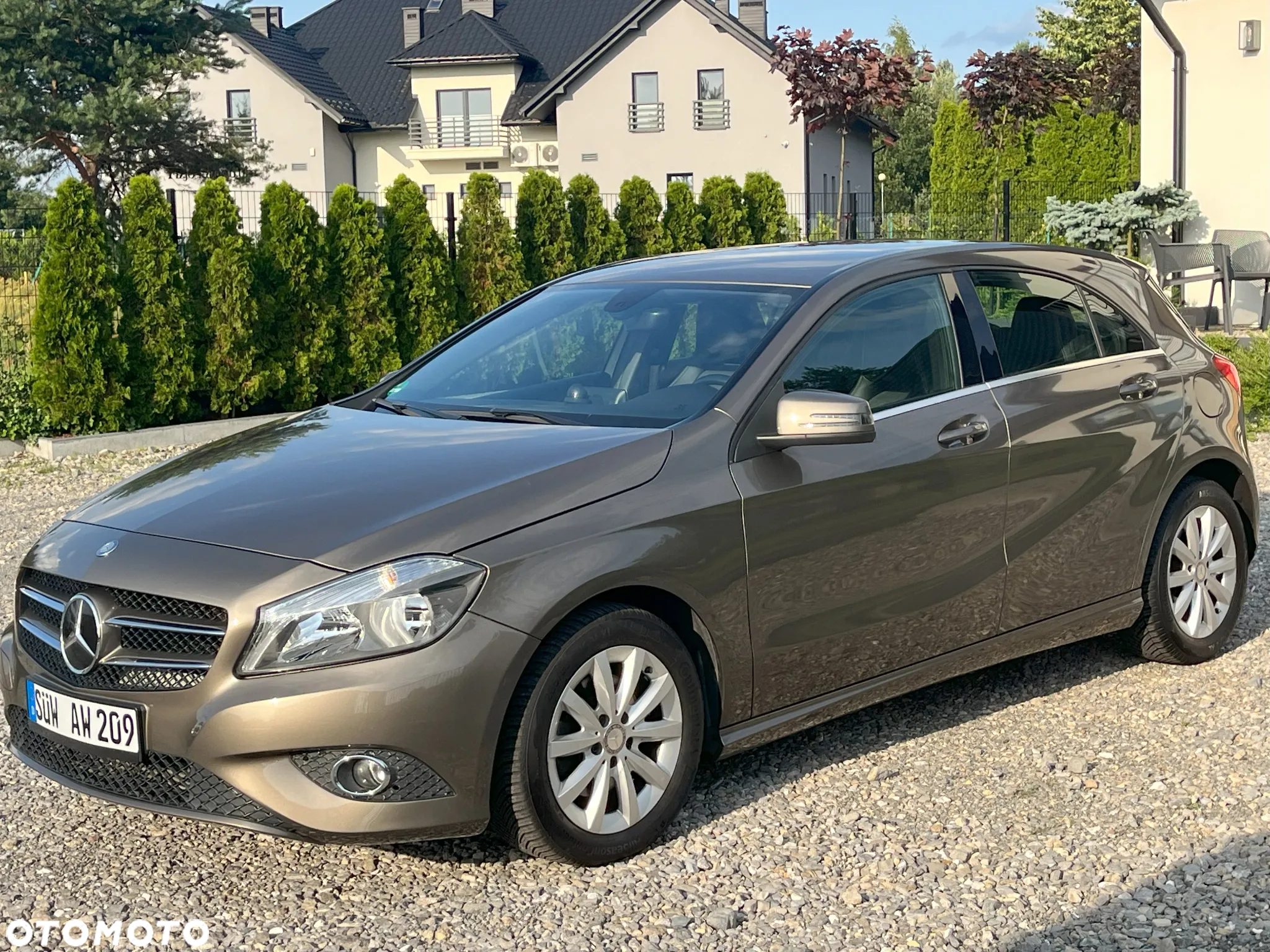 Mercedes-Benz Klasa A 180 (BlueEFFICIENCY) - 16