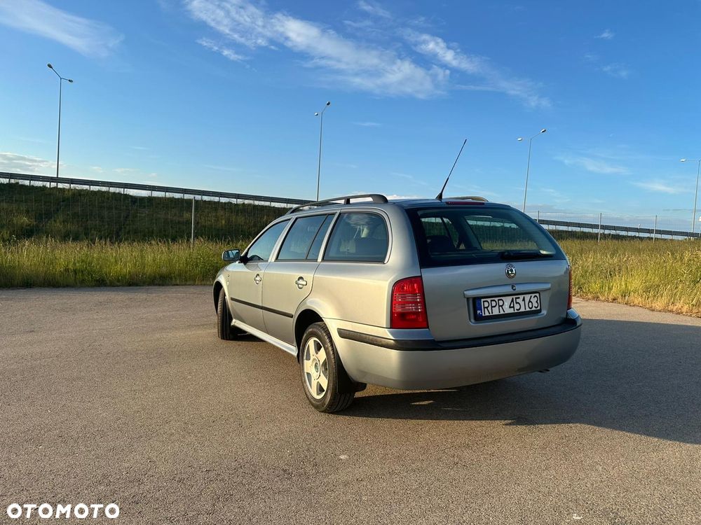 Skoda Octavia 1.9 TDI Ambiente - 6