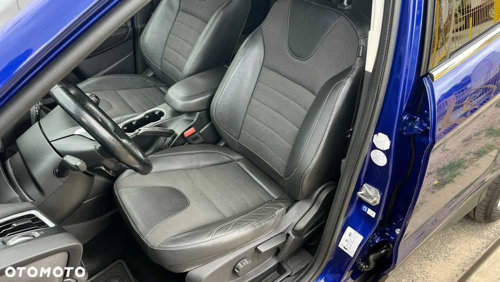 Ford Kuga 2.0 TDCi 4WD Titanium - 25