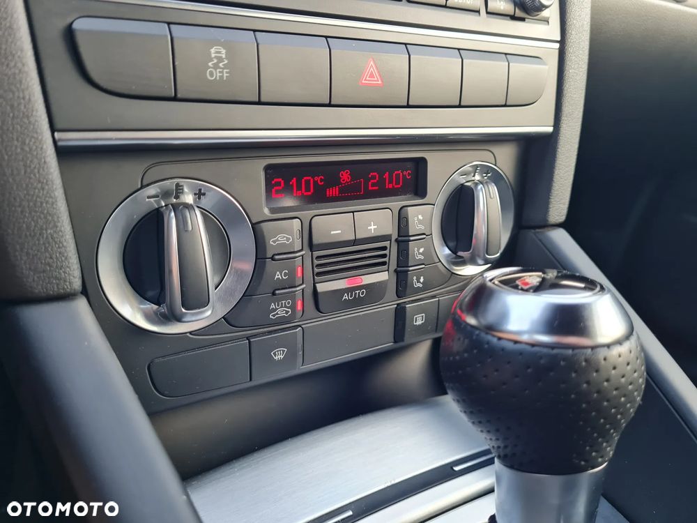 Audi A3 Sportback 2.0 TFSI quattro S tronic S line Sportpaket - 10