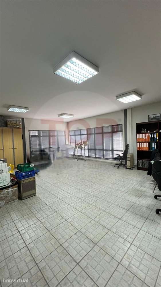 Armazém Comercial em Olhão com 1.850 m² de terreno e Área coberta / im - Grande imagem: 2/22