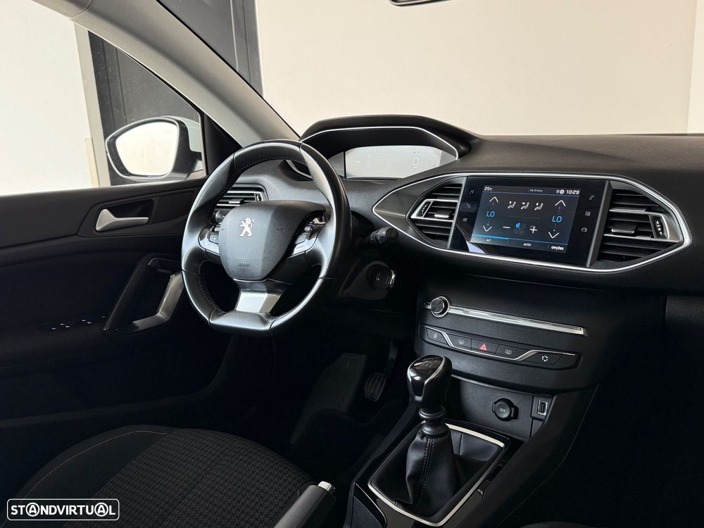 Peugeot 308 1.5 BlueHDi Allure - 3