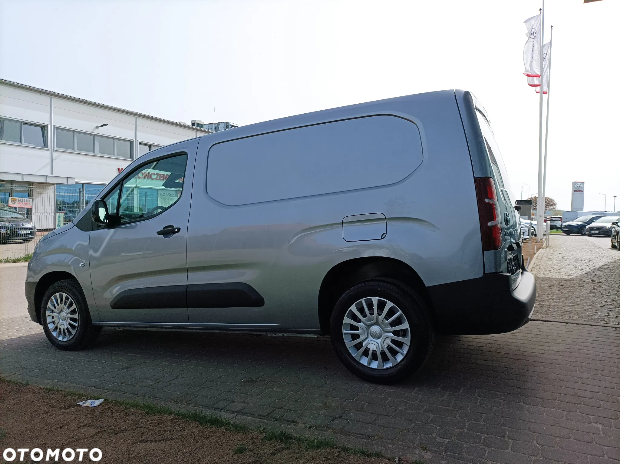 Toyota Proace City - 10