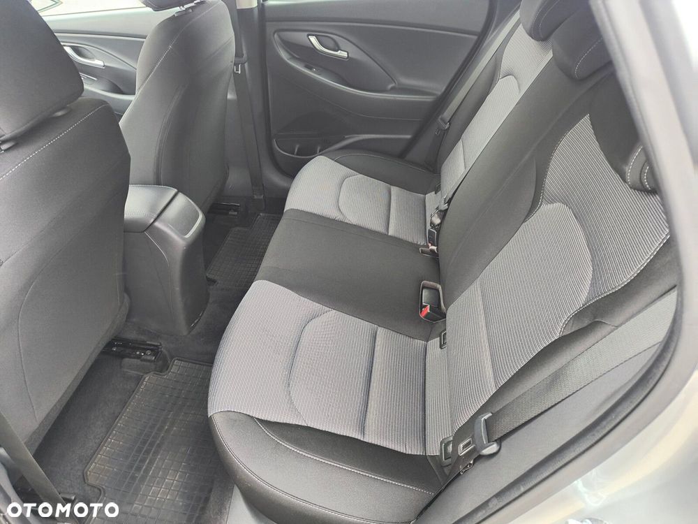 Hyundai i30 - 12