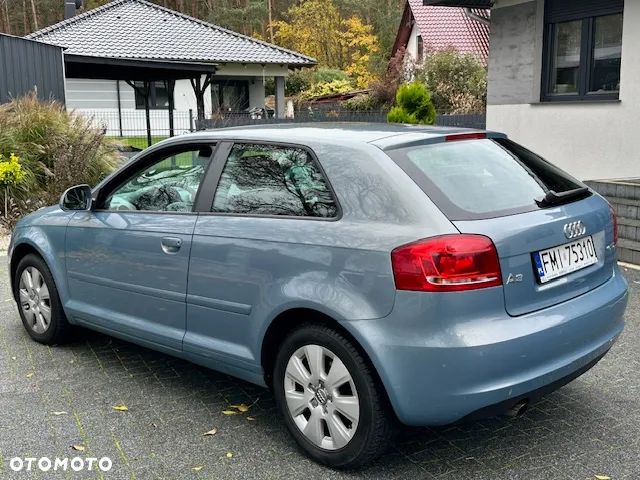 Audi A3 1.6 TDI DPF Attraction - 6