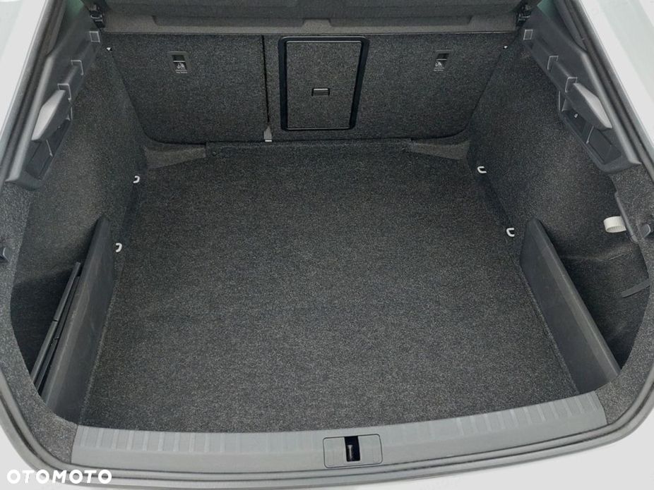 Skoda Octavia 2.0 TSI RS DSG - 12