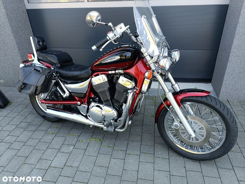 Suzuki Intruder - 1