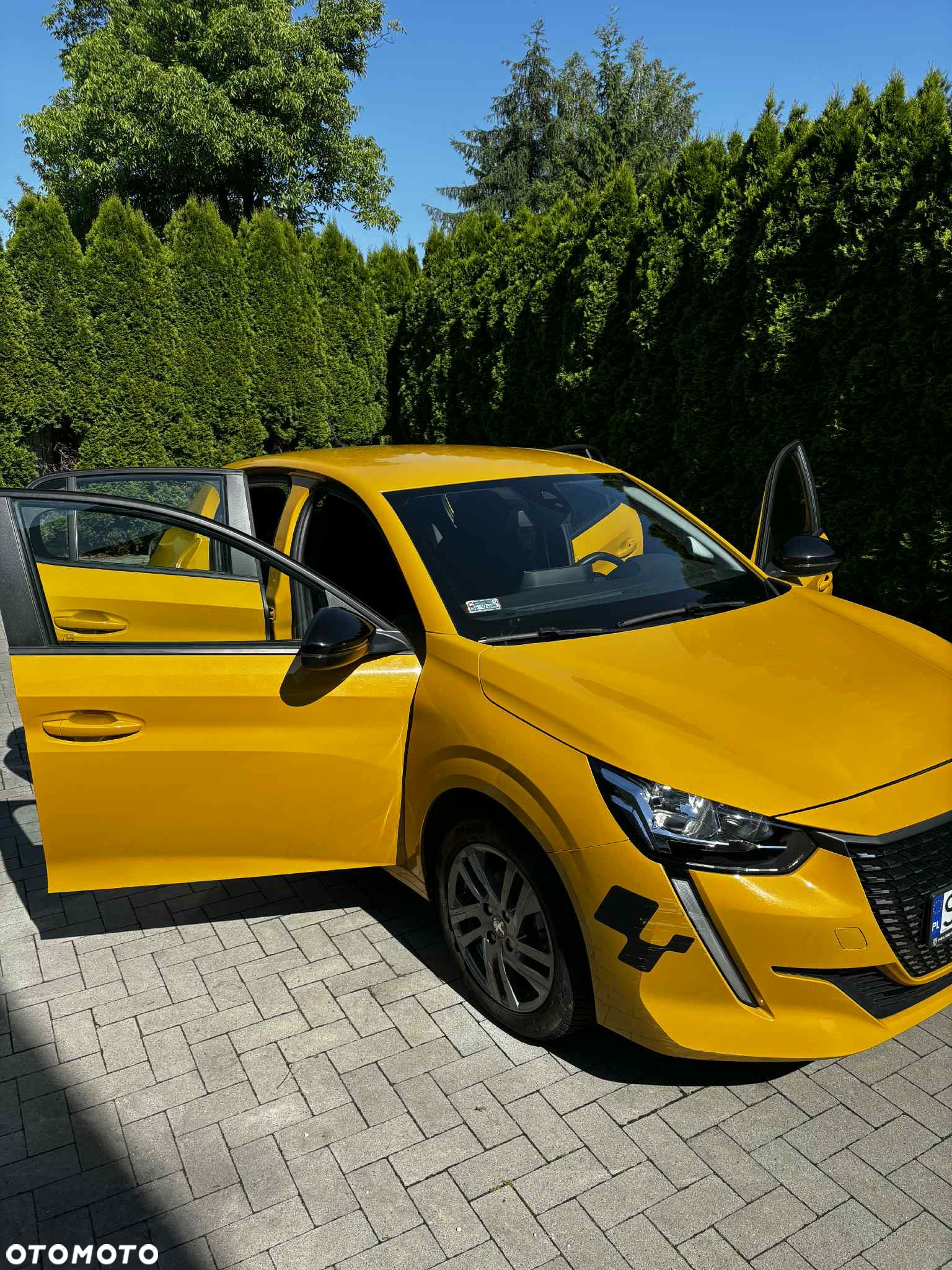 Peugeot 208 - 2