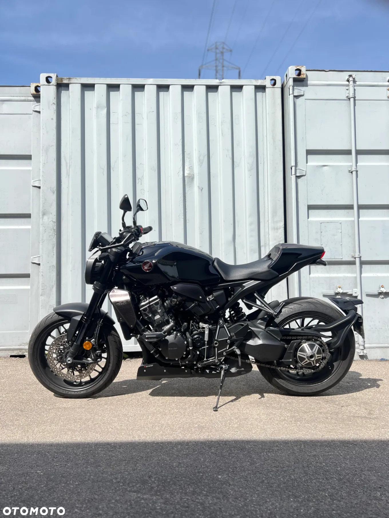 Honda CB - 12