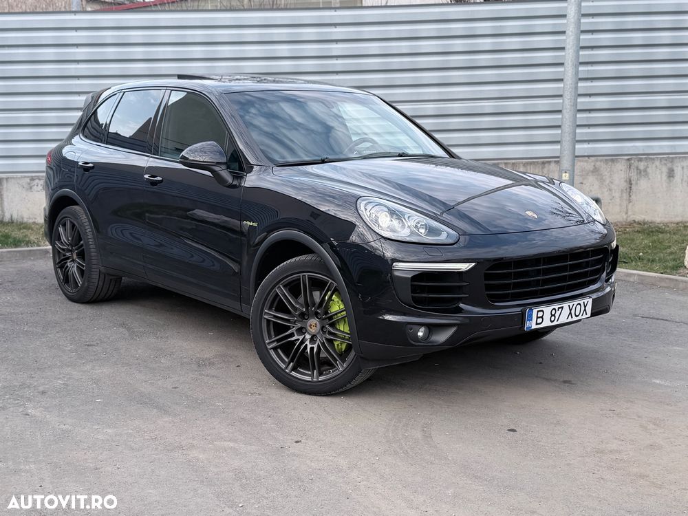 Porsche Cayenne S E-Hybrid Platinum Edition - 3