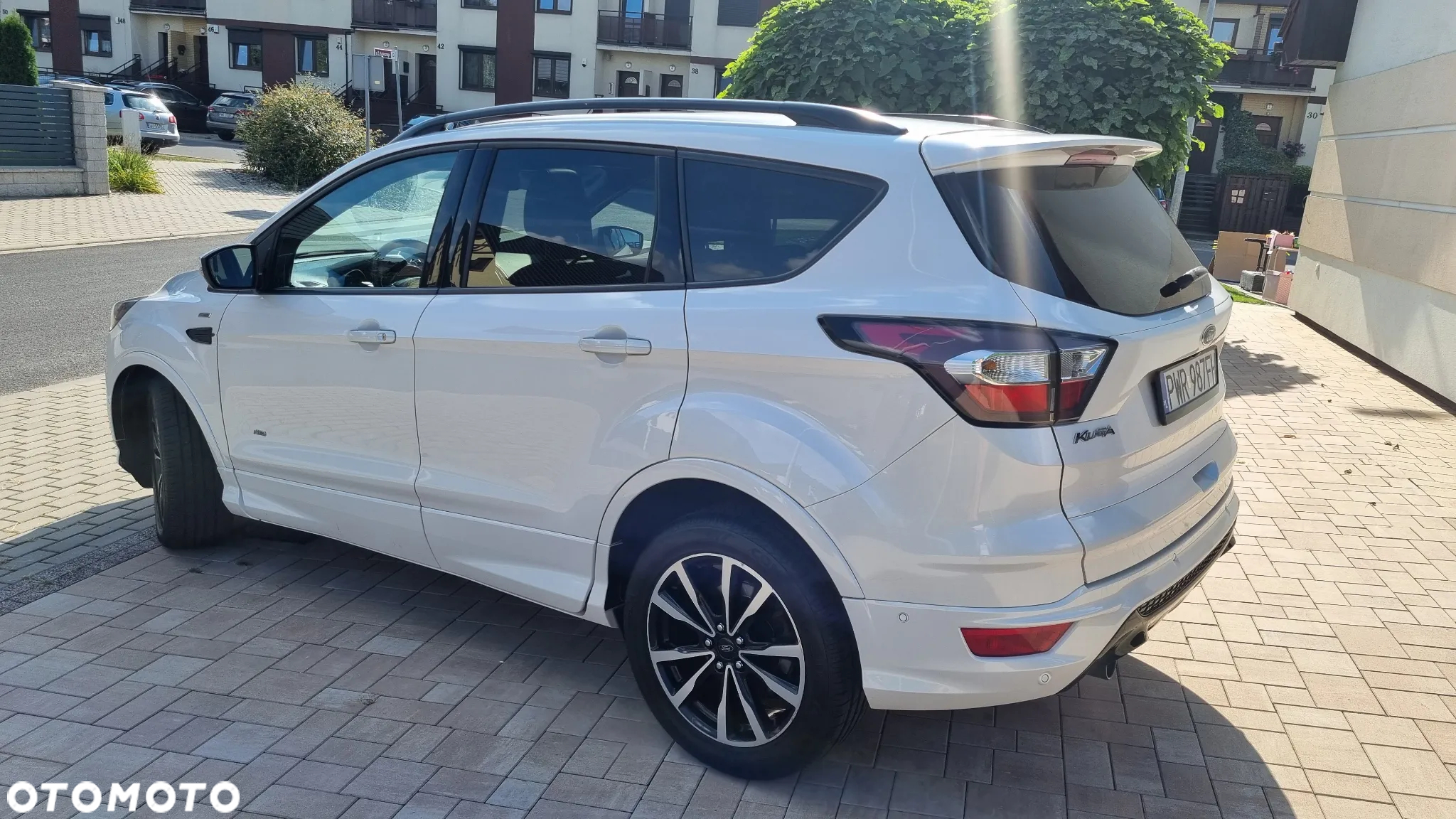 Ford Kuga 2.0 TDCi AWD ST-Line - 6