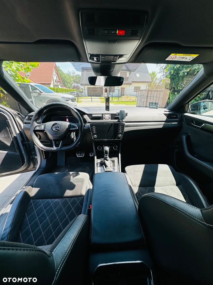 Skoda Superb 2.0 TSI Sportline DSG - 6