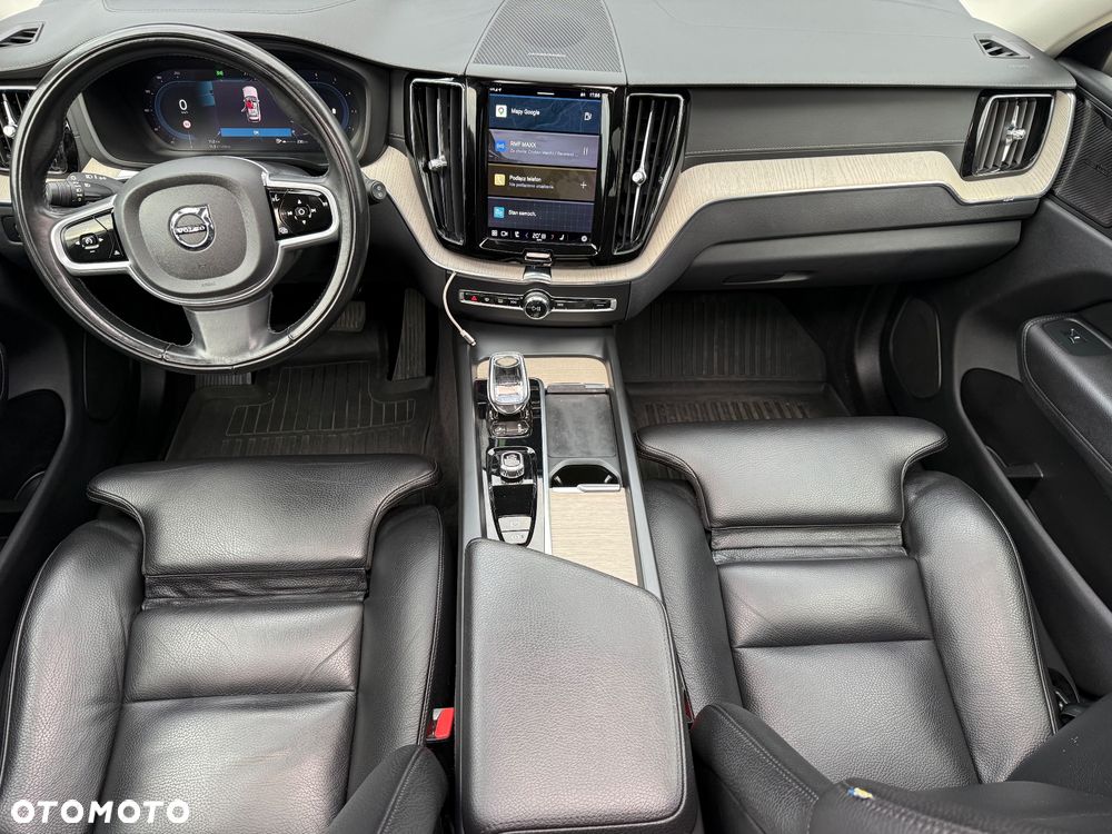 Volvo XC 60 B4 D AWD Geartronic Inscription - 25