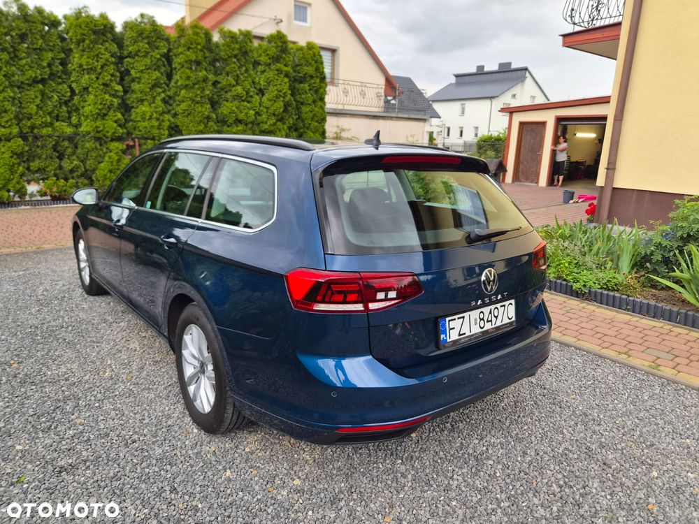 Volkswagen Passat 2.0 TDI EVO Business DSG - 9