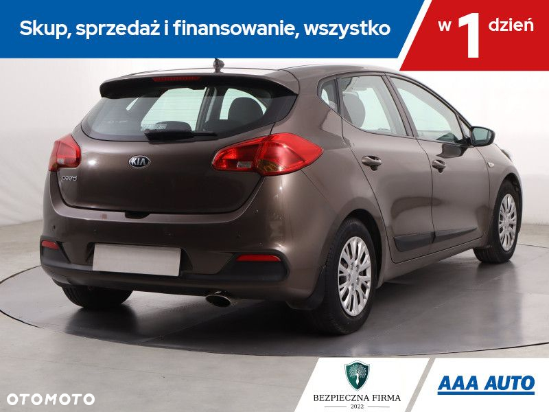 Kia Ceed - 6