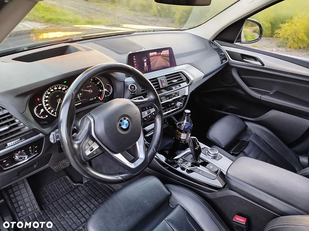 BMW X3 xDrive20d xLine - 13