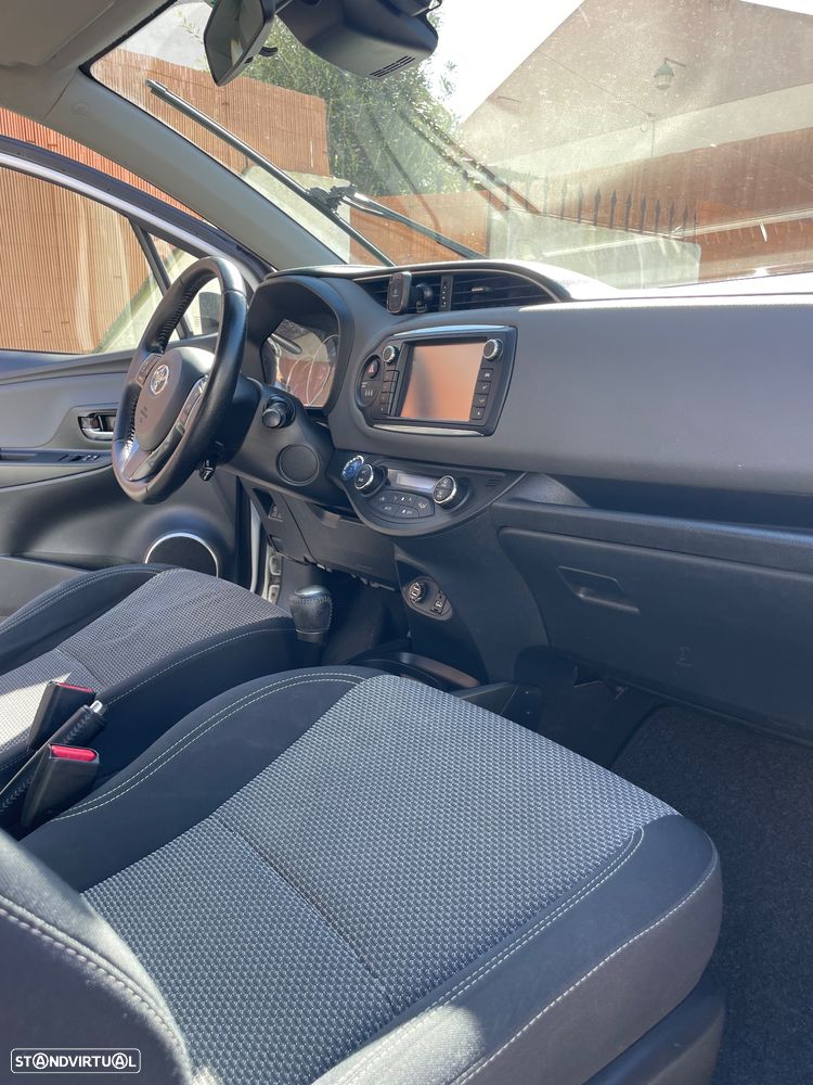 Toyota Yaris - 7