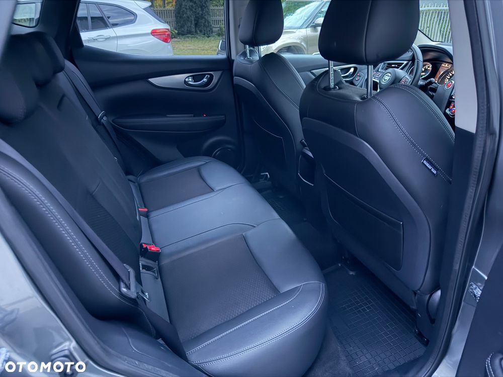 Nissan Qashqai 1.6 DIG-T TEKNA+ - 15