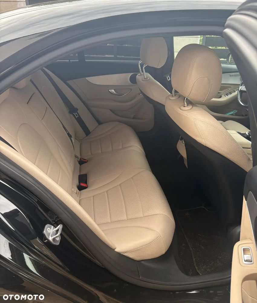 Mercedes-Benz Klasa C 200 9G-TRONIC - 9
