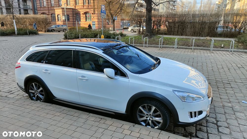 Peugeot 508 RXH Hybrid4 - 15