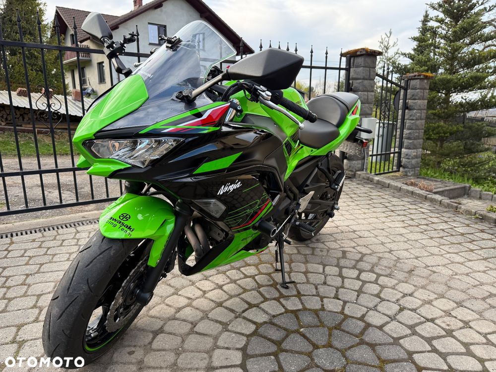 Kawasaki Ninja - 4