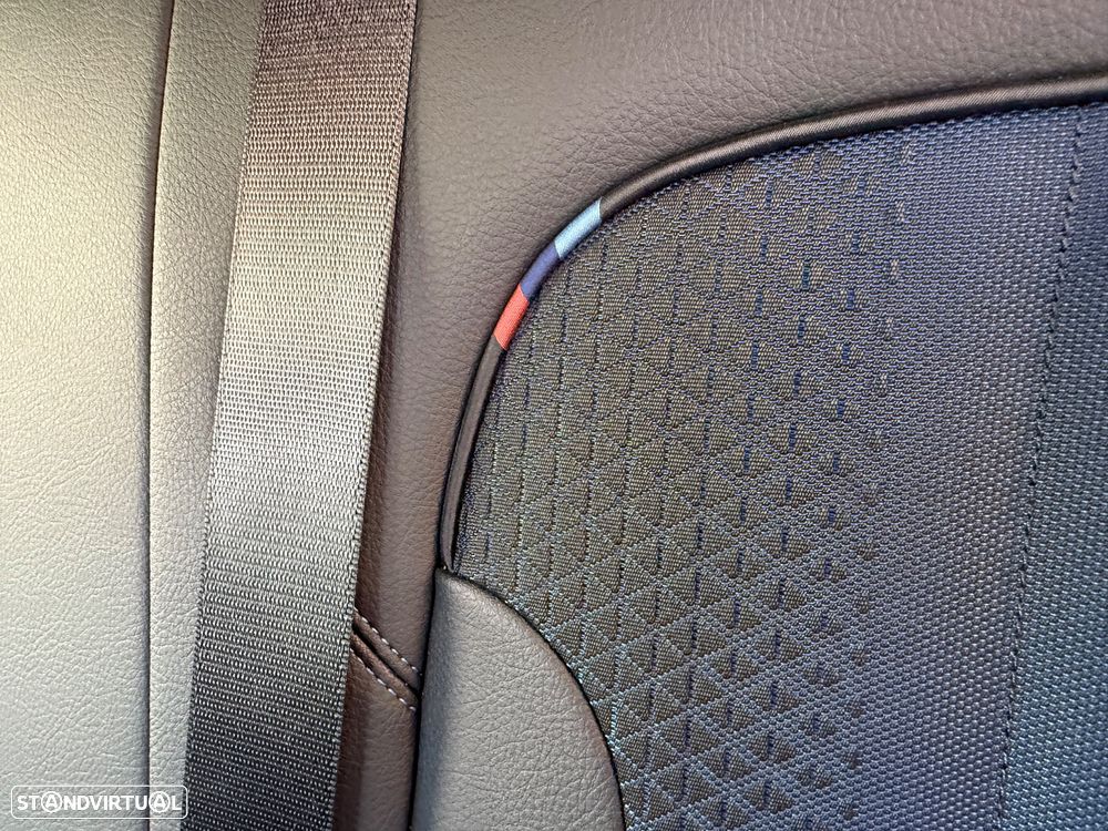 BMW 118 d Pack M Auto - 42