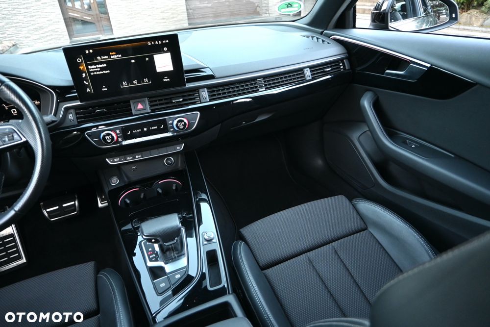 Audi A4 Limousine 35 TFSI S tronic S line - 17