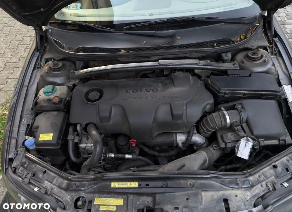 Volvo V70 2.4D5 - 12