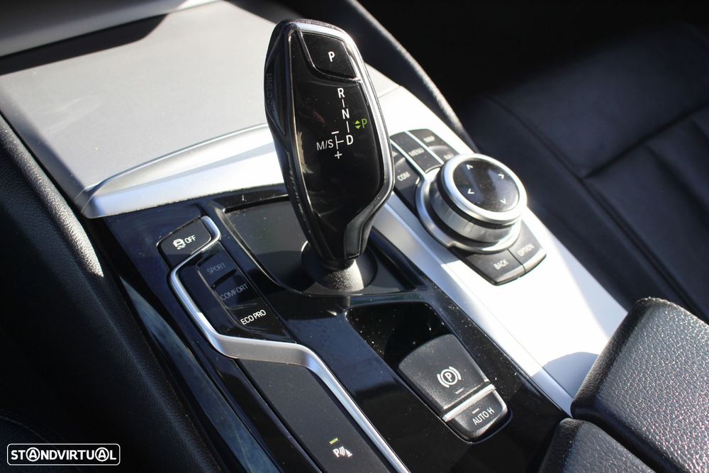 BMW 520 d Line Luxury Auto - 31