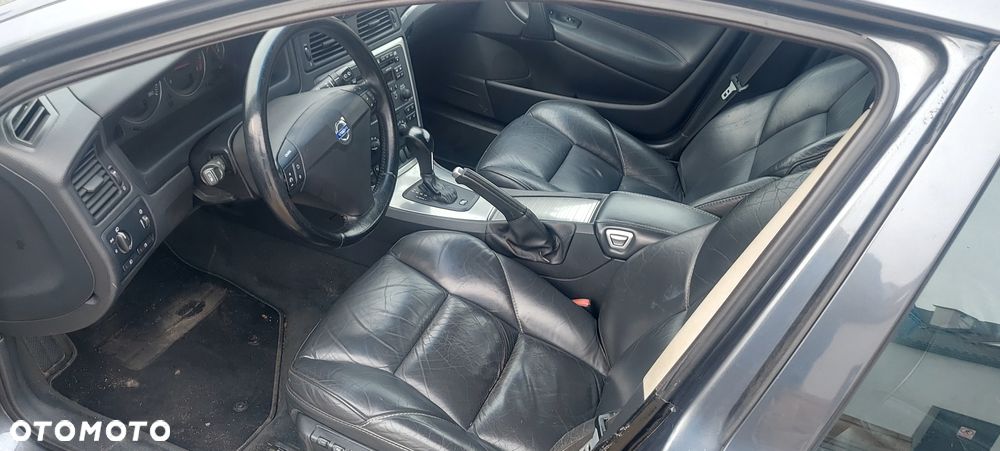 Volvo V70 2.4D5 Edition - 19