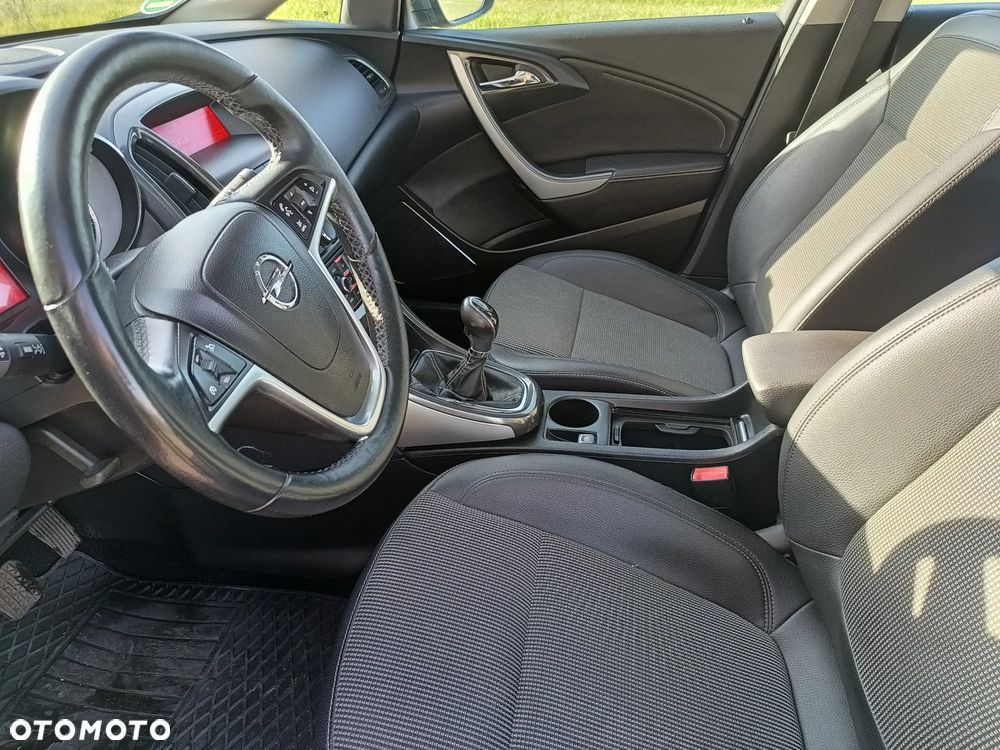 Opel Astra IV 1.4 T Cosmo S&S - 6