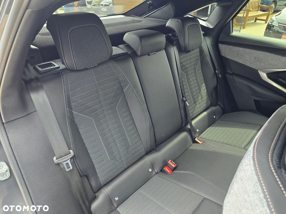 Peugeot 3008 - 16