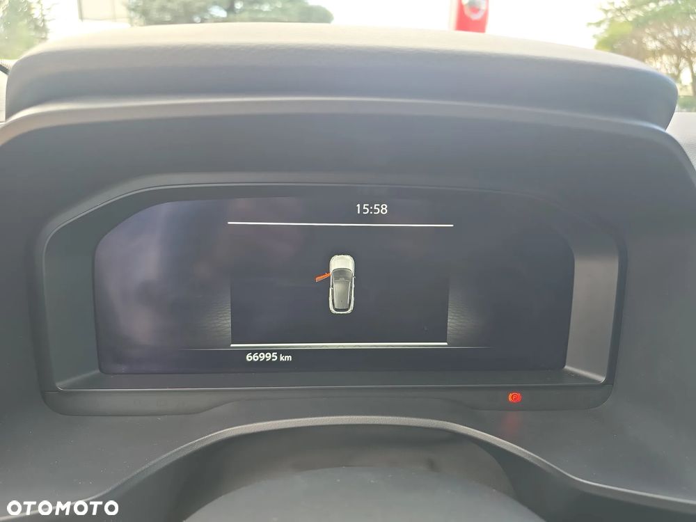Nissan Qashqai 1.3 DIG-T MHEV Premiere Edition Xtronic - 16