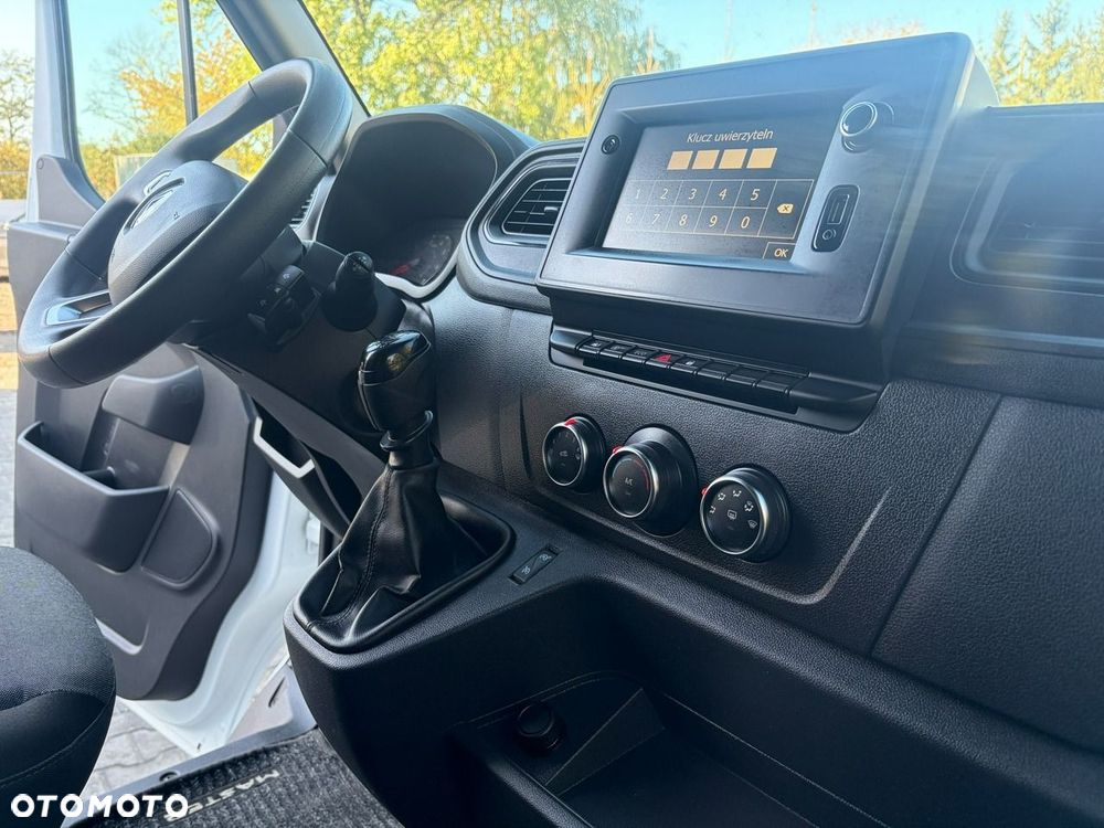 Renault Master - 16