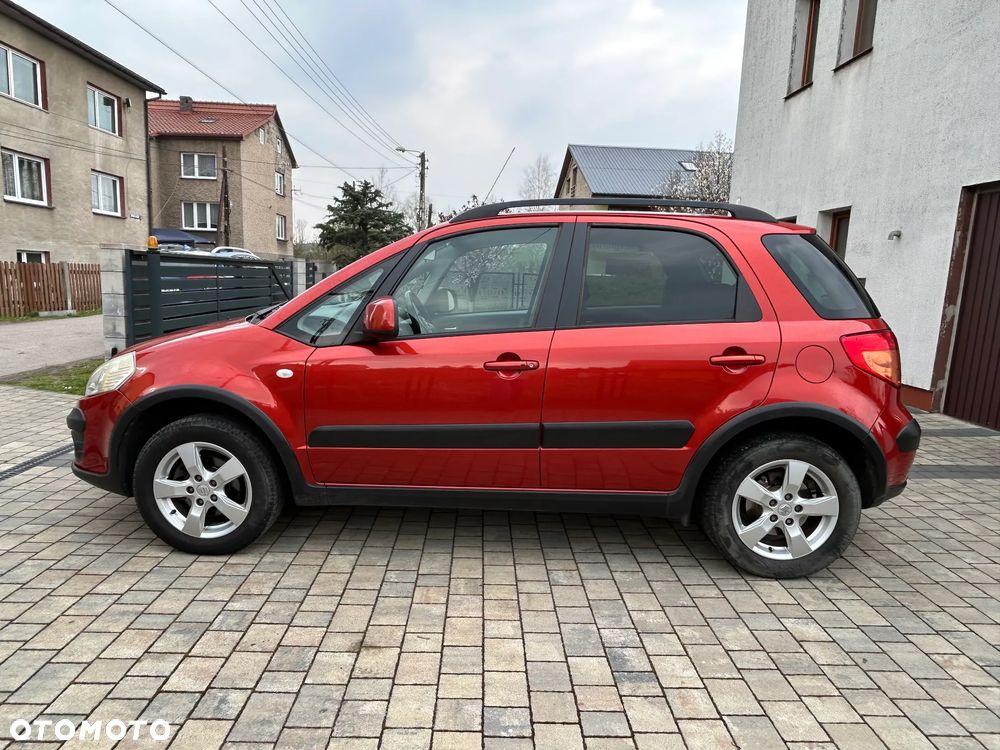 Suzuki SX4 1.6 Premium 4WD - 9