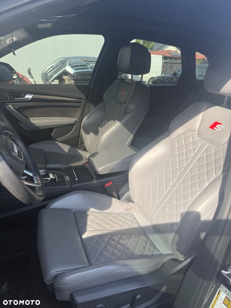 Audi SQ5 - 10