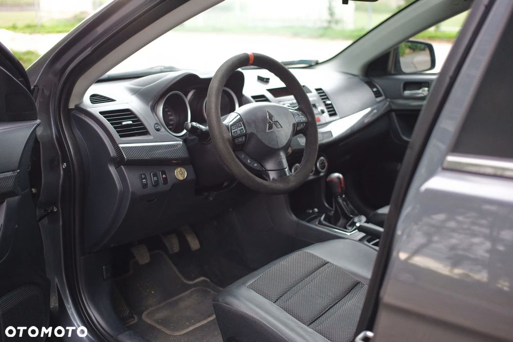Mitsubishi Lancer 1.8 Invite - 5