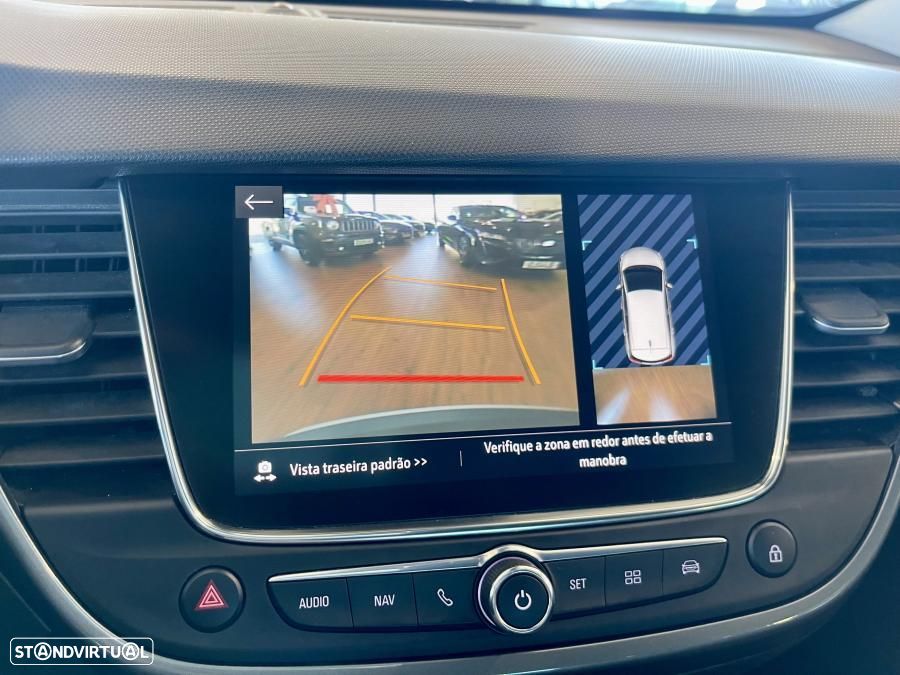 Opel Crossland 1.5 D Elegance - 18